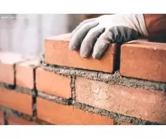 Нанимаем 2-3 каменщика( bricklayers )
