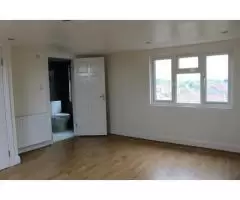 Сдаётся просторная double комната в Hornchurch RM12
