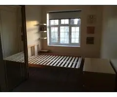 Большая double room для одного рядом с Croydon High Street - 3