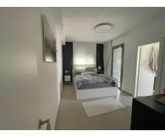 Exclusive 3-Bedroom Apartment on 34th Floor with Sea View in Bat Yam - 2