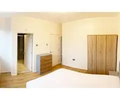 Сдается новая двухместная комната (En-Suite)