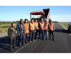 Road workers are required - 3