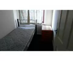 Сдаётся 5 double room или места в комнате и одна Single room в районе Илфорд - 3