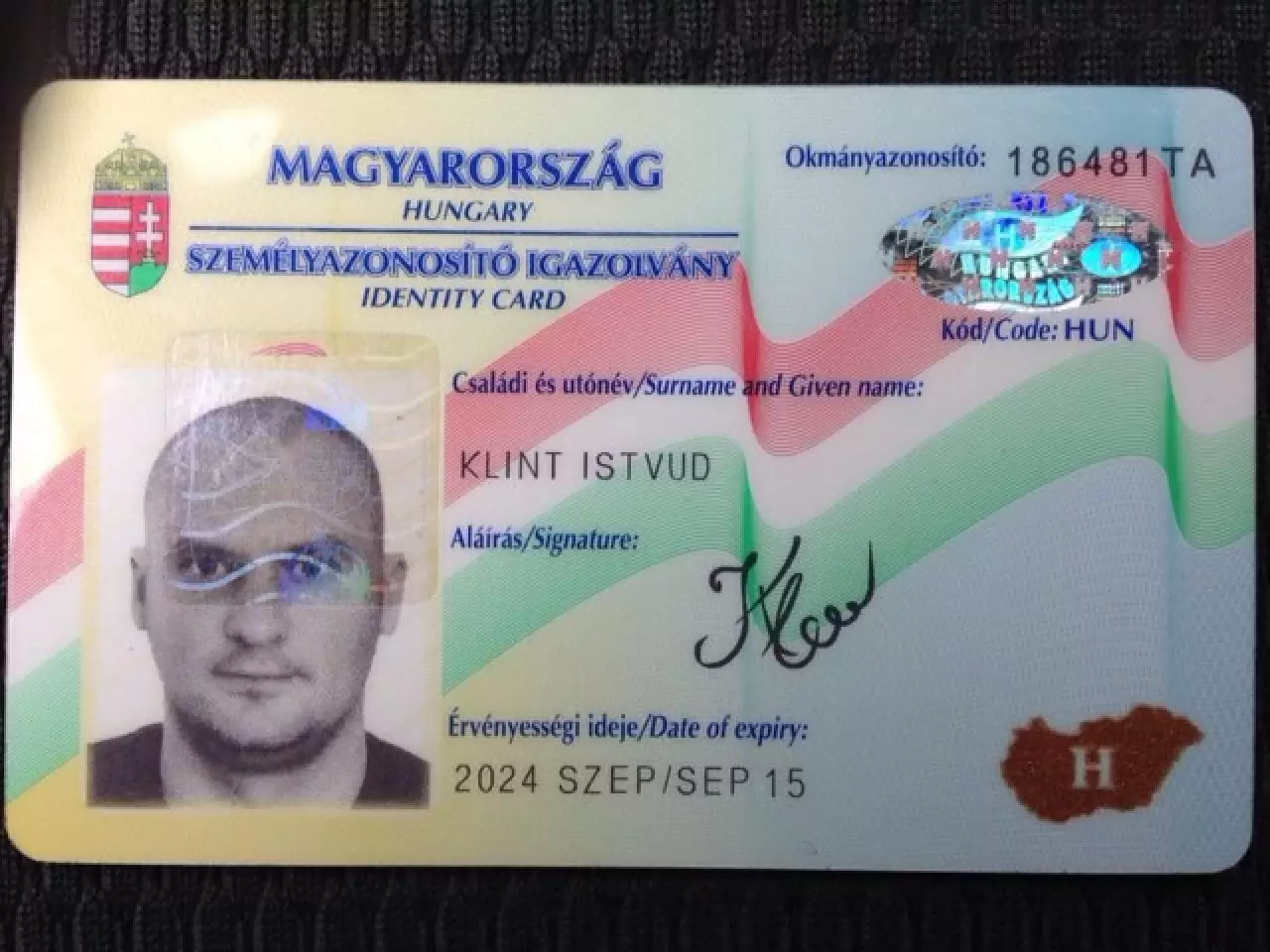 Www id cards ru. Hungary ID Card. Венгрия ID. Литва ID Card. ID карта Венгрия фото.