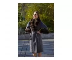 Women's cashmere polto with natural fur, a large selection of many other models. - 6