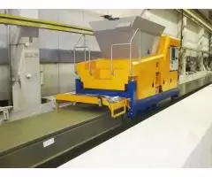 Machine for the production of hollow core slabs by extrusion - 3